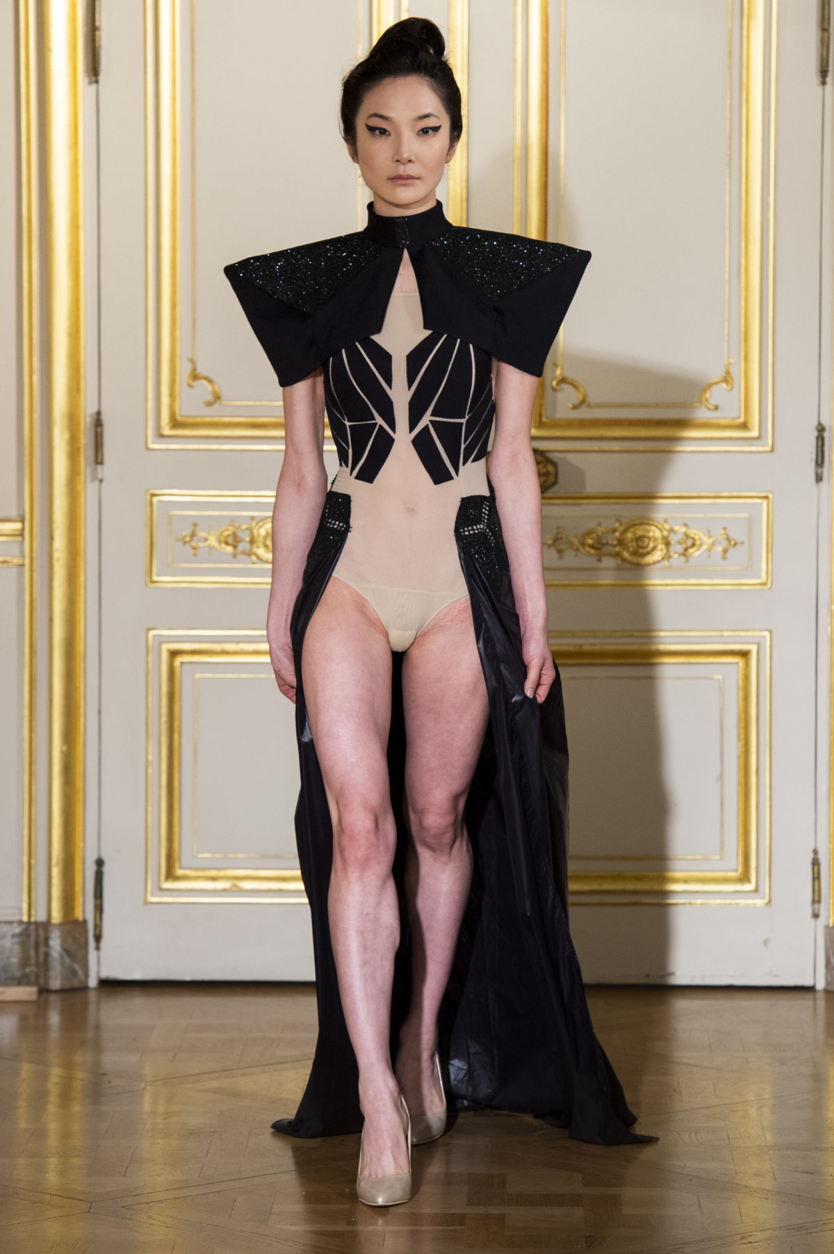 Défilé couture "Under the Shell" Paris Fashion Week janvier 2019 / Photo : Ben Hincker